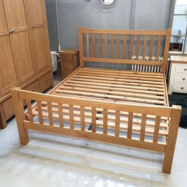Oxford Oak Bed 5ft Bed - Ex Display